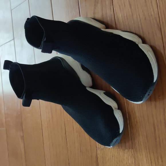 Zara Other - Zara boys sneakers